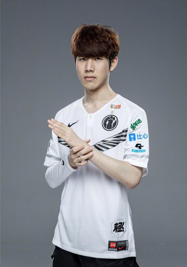 它的主人用 它的主人用