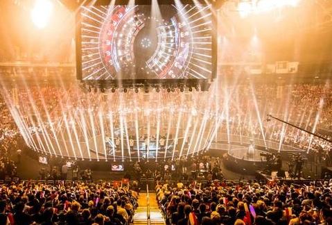 受关注的现 受关注的现