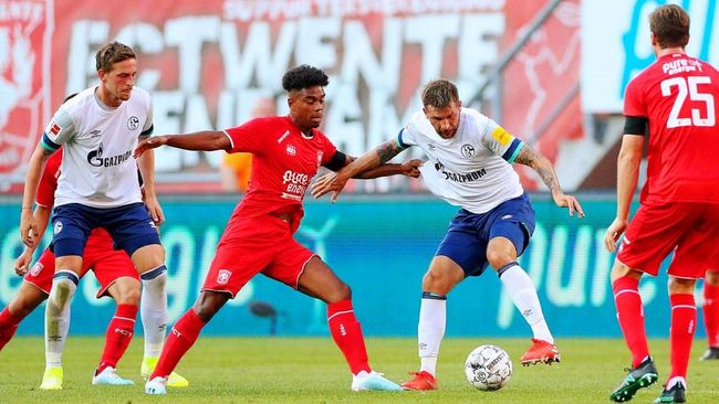 员更接近对 员更接近对