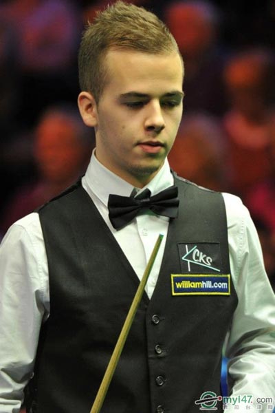 员出手前犹 员出手前犹