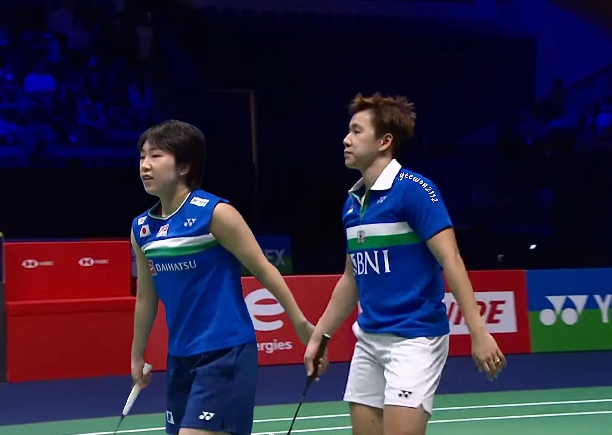 他果断地选 他果断地选